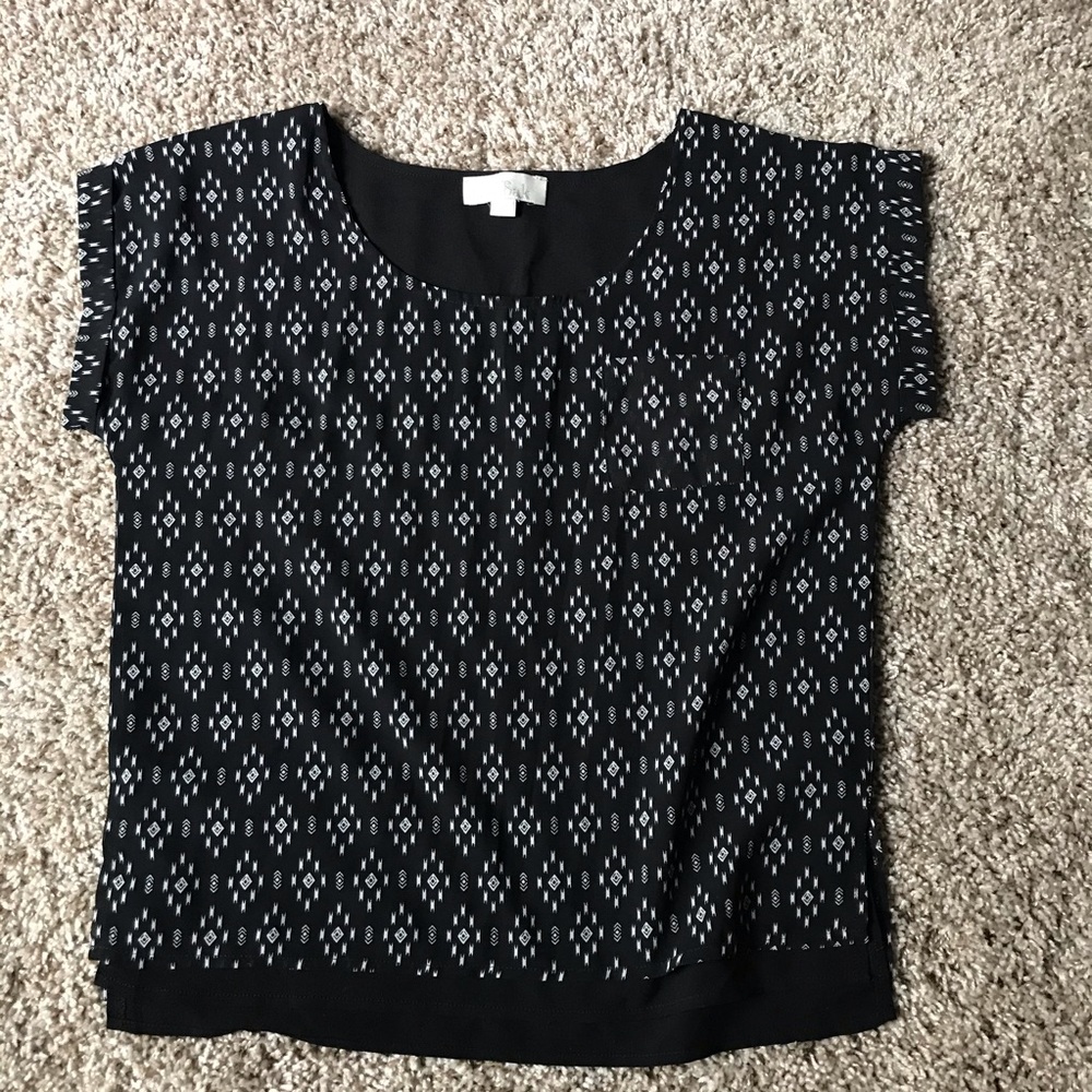 💕 Black tribal print top